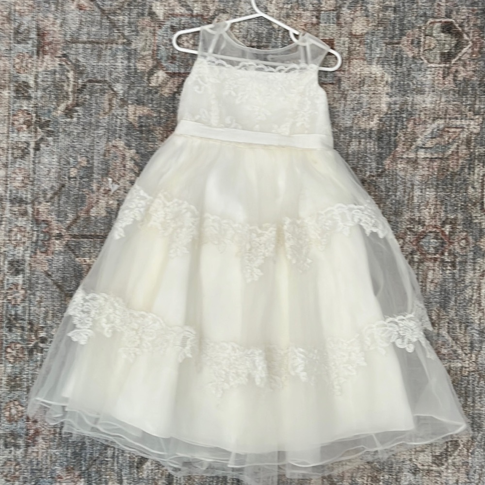 David’s Bridal Flower Girl Dress